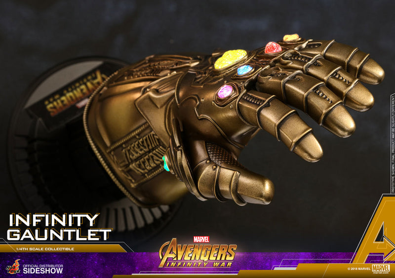 Load image into Gallery viewer, Hot Toys - Avengers: Infinity War - Quarter Scale Infinity Gauntlet
