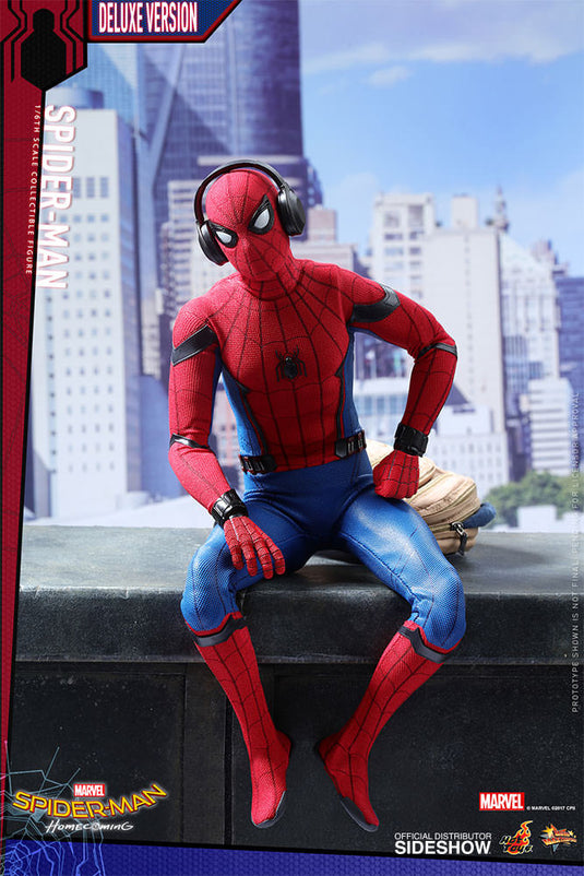 Hot Toys - Spider-Man: Homecoming Deluxe Version