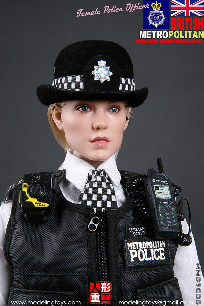 Load image into Gallery viewer, Modeling Toys - Military Series: British Metropolitan Police Service - Female Police Officer
