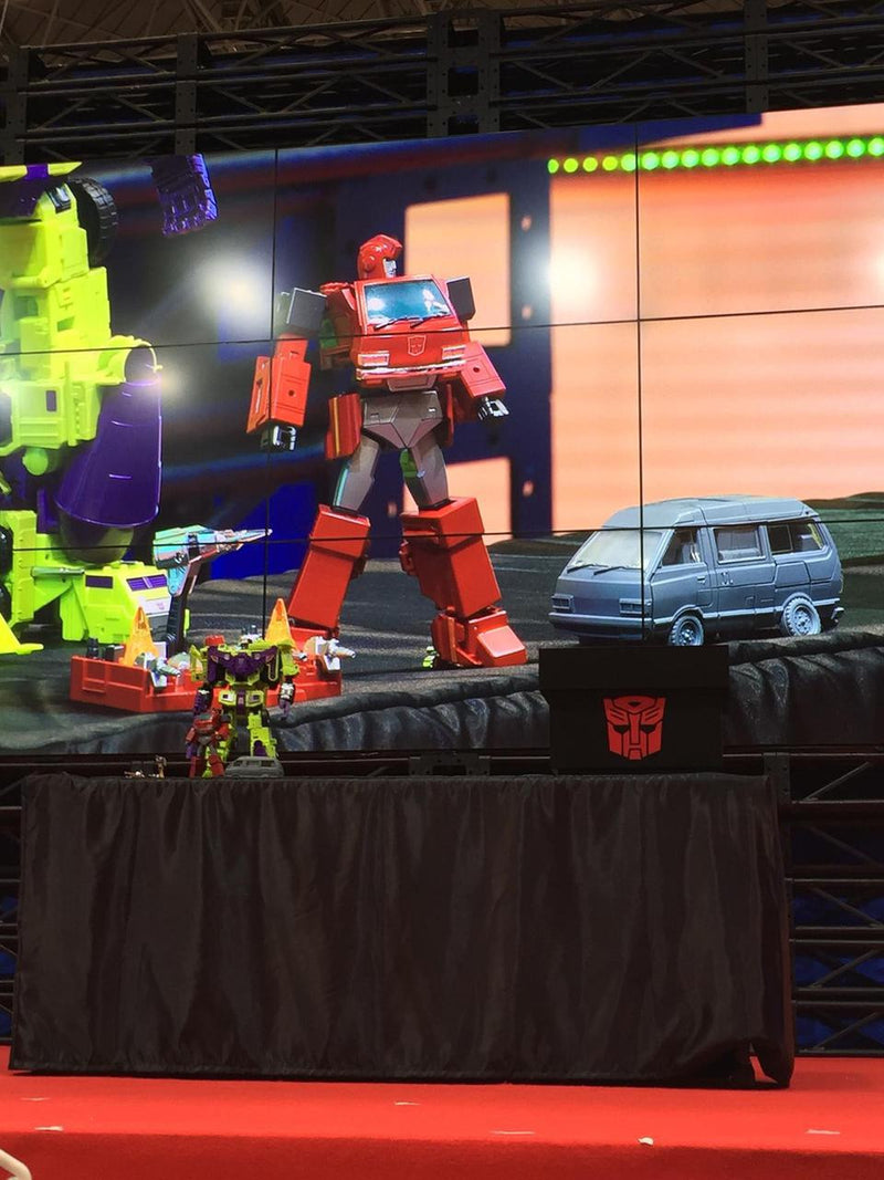 Load image into Gallery viewer, MP-27 - Masterpiece Ironhide
