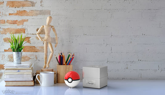 The Wand Company - Poké Ball Electronic Replica