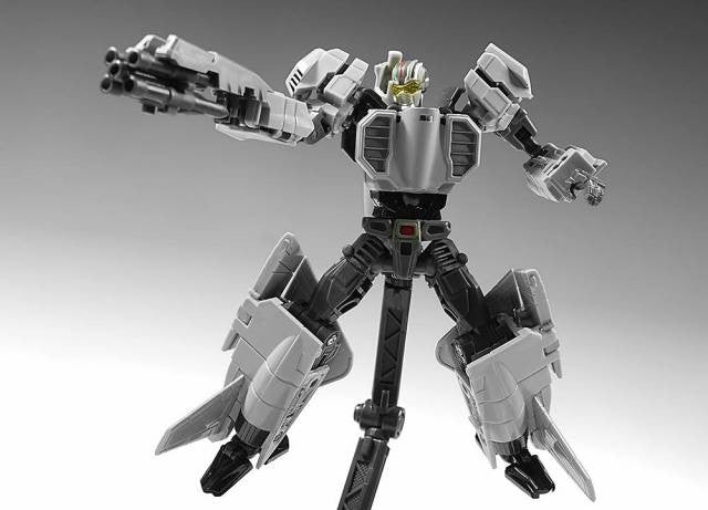 Load image into Gallery viewer, Machine Robo - MR-03 - Eagle Robo (Gobots Reboot)
