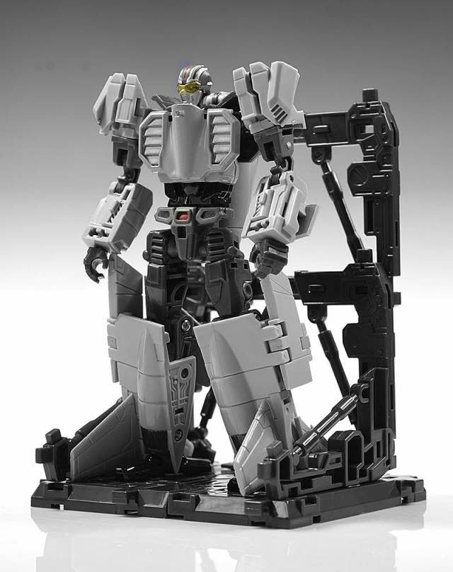 Load image into Gallery viewer, Machine Robo - MR-03 - Eagle Robo (Gobots Reboot)
