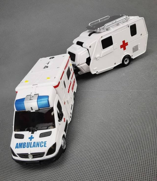 Generation Toy - Guardian - GT-08C Bulance