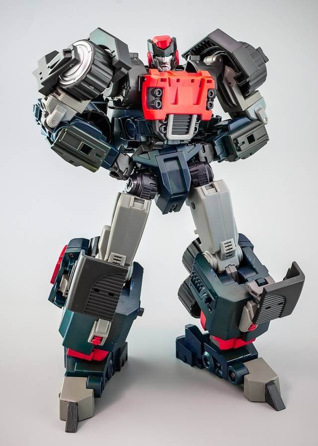 Load image into Gallery viewer, Mastermind Creations - Reformatted R-34 Cylindrus
