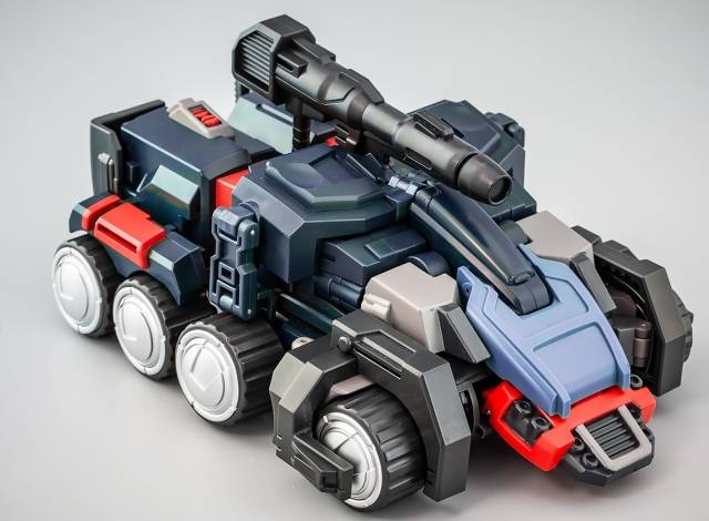 Load image into Gallery viewer, Mastermind Creations - Reformatted R-34 Cylindrus
