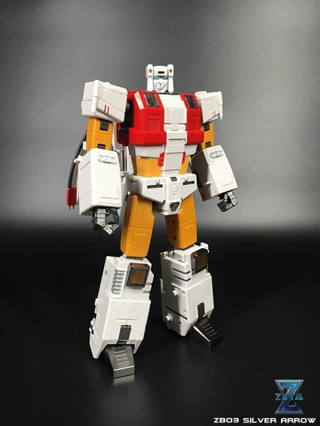 Load image into Gallery viewer, Zeta Toys - ZB-03 Silver Arrow
