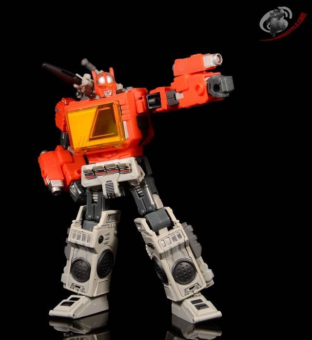 Load image into Gallery viewer, Mega Steel - MS-03 - Buster (aka Radio)
