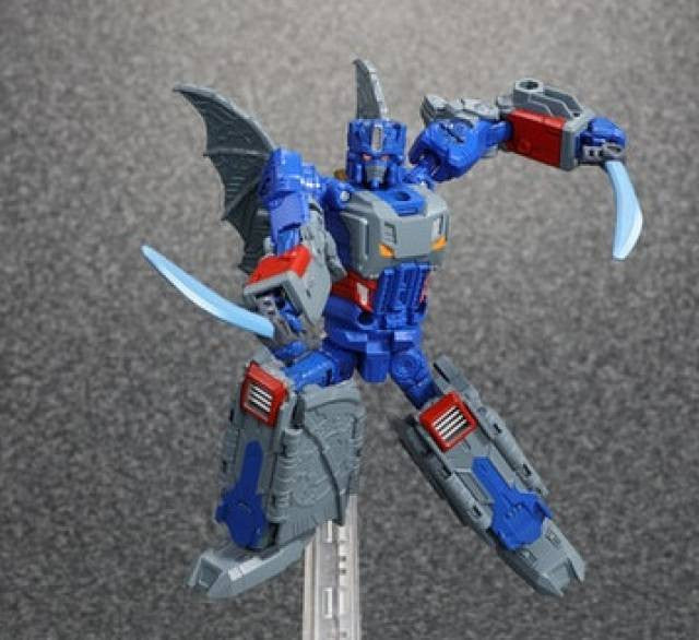 Load image into Gallery viewer, Takara Transformers Legends - Convo Bat (E-hobby Exclusive)
