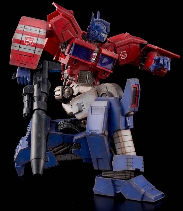 Load image into Gallery viewer, Flame Toys - Furai Action: Optimus Prime (IDW Version) (Restock)
