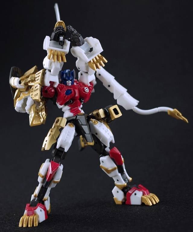 Load image into Gallery viewer, Iron Factory - IronSamurai Series- IF EX-45 - Yoroi Shishimaru
