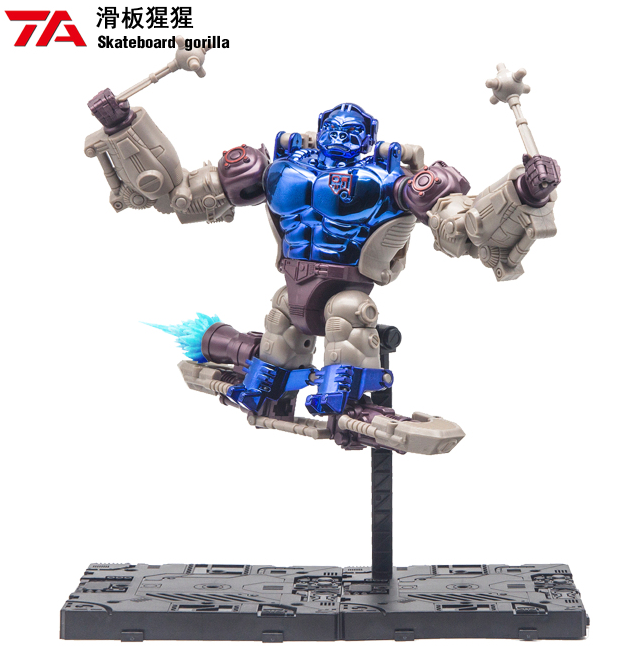 Load image into Gallery viewer, TransArt Toys - Skateboard Gorilla
