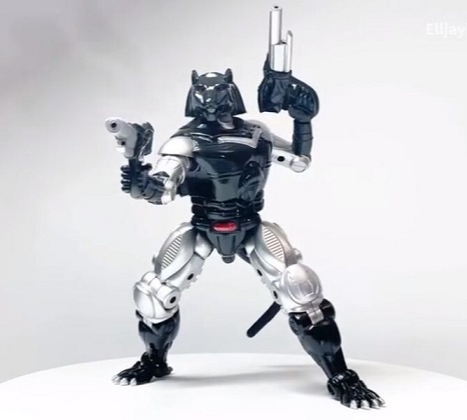 Load image into Gallery viewer, TransArt Toys - BWM-04 - Black Agent
