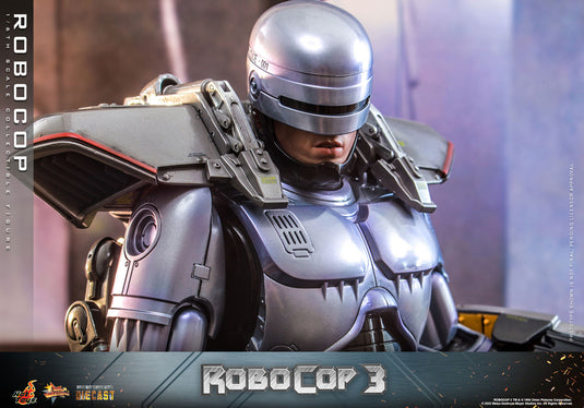 Hot Toys - RoboCop 3: RoboCop