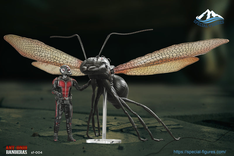 Load image into Gallery viewer, Special Figures - Ant-onio Banderas - Black Ant
