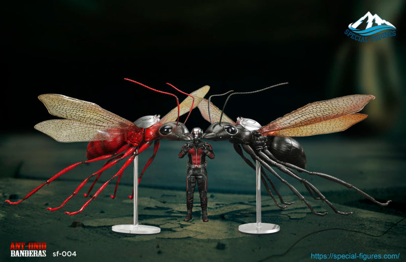 Load image into Gallery viewer, Special Figures - Ant-onio Banderas - Red Ant
