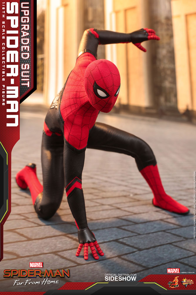 Load image into Gallery viewer, Hot Toys - Spider-Man: Far From Home - Spider-Man (Upgraded Suit)
