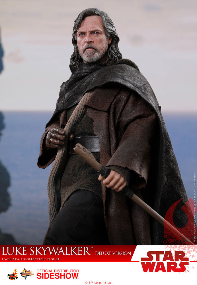 Load image into Gallery viewer, Hot Toys - Star Wars: The Last Jedi - Luke Skywalker Deluxe Version
