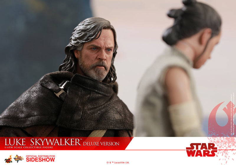 Load image into Gallery viewer, Hot Toys - Star Wars: The Last Jedi - Luke Skywalker Deluxe Version
