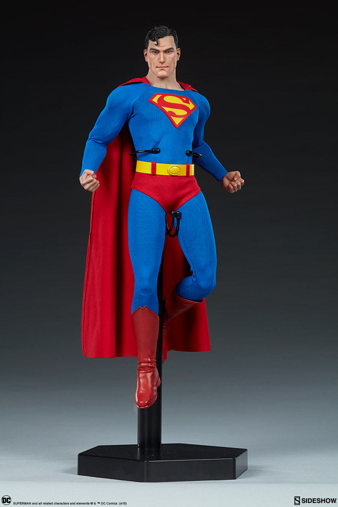 Load image into Gallery viewer, Sideshow - DC Comics: Superman
