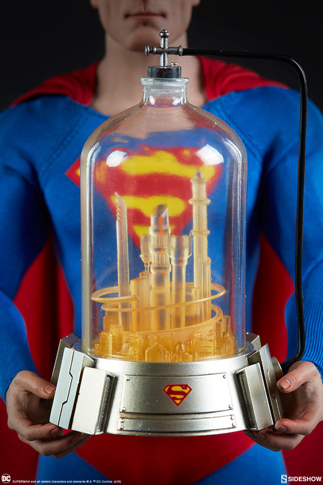 Load image into Gallery viewer, Sideshow - DC Comics: Superman
