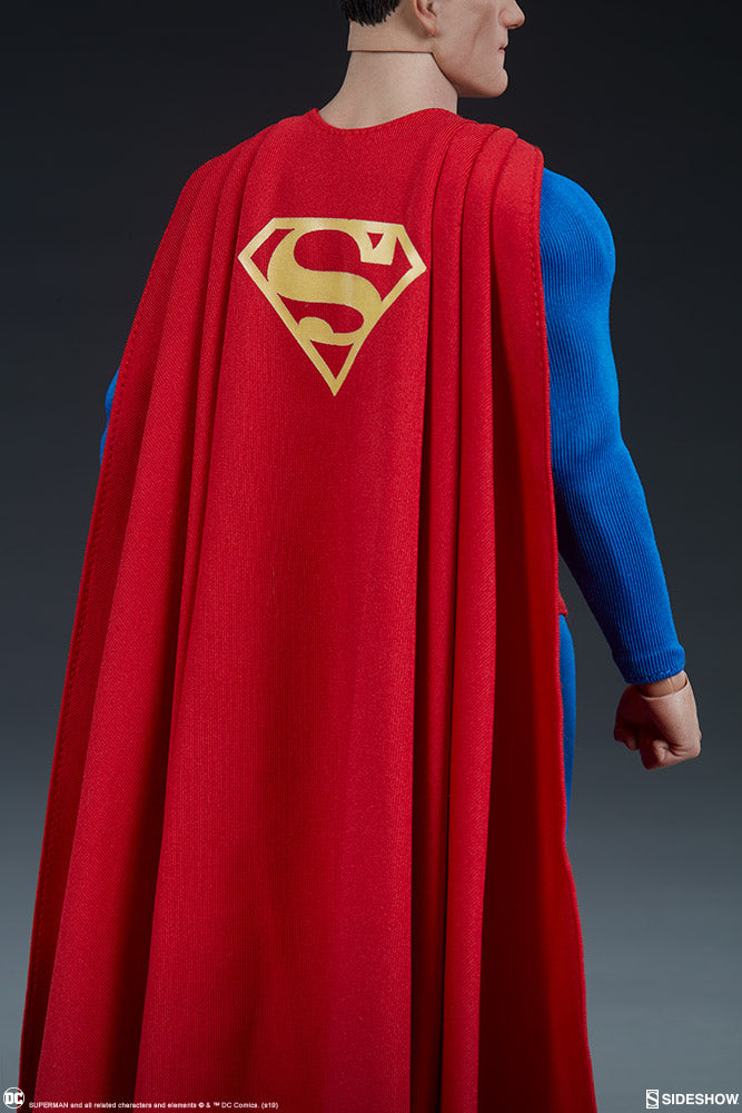 Load image into Gallery viewer, Sideshow - DC Comics: Superman
