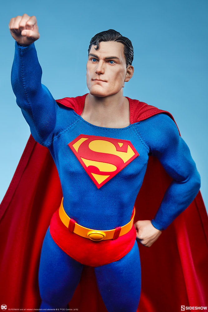 Load image into Gallery viewer, Sideshow - DC Comics: Superman
