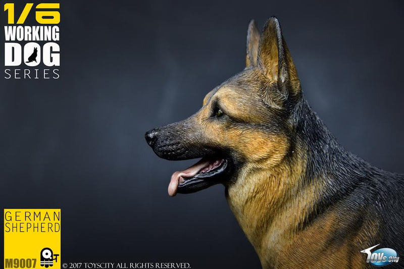 Load image into Gallery viewer, Toys City - Working Dog Series - German Shepherd
