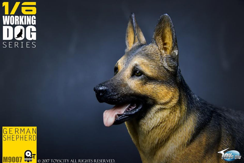 Load image into Gallery viewer, Toys City - Working Dog Series - German Shepherd
