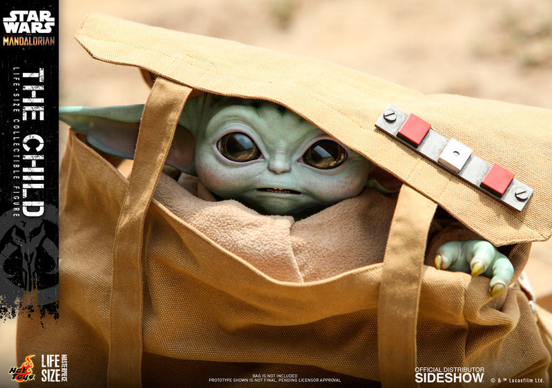Load image into Gallery viewer, Hot Toys - Star Wars The Mandalorian - The Child Life-Size Figure
