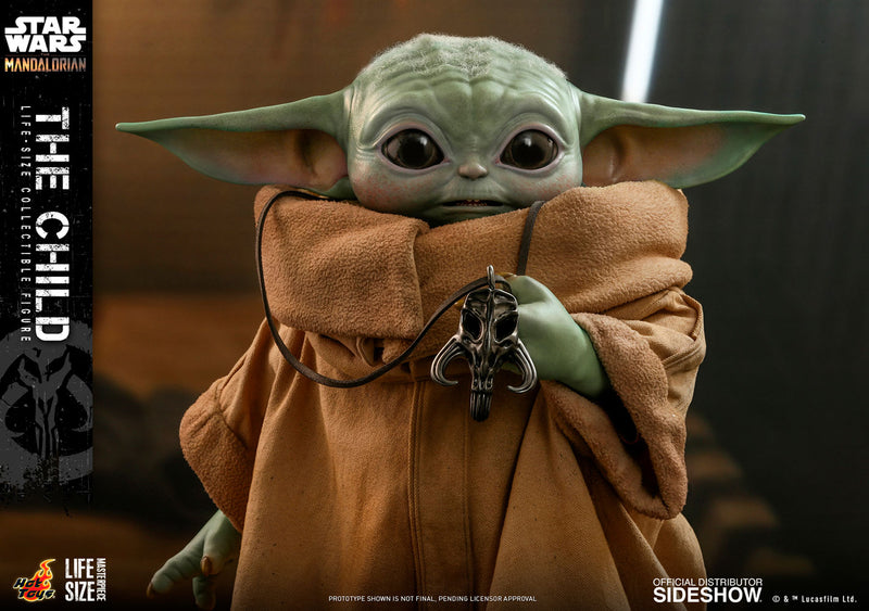 Load image into Gallery viewer, Hot Toys - Star Wars The Mandalorian - The Child Life-Size Figure

