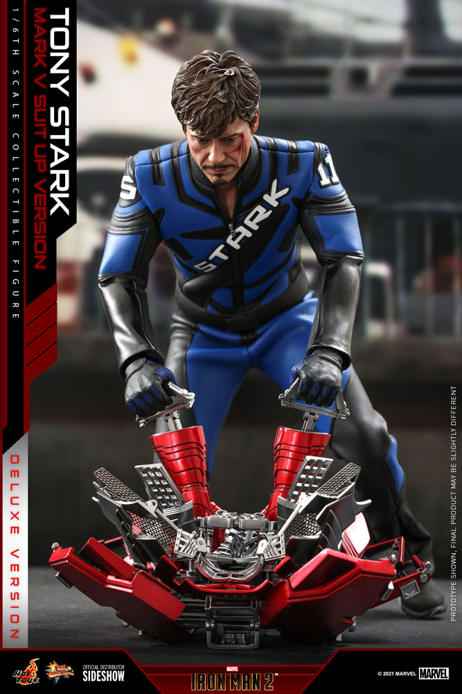 Load image into Gallery viewer, Hot Toys - Iron Man 2: Tony Stark (Mark V Suit Up Version) (Deluxe)
