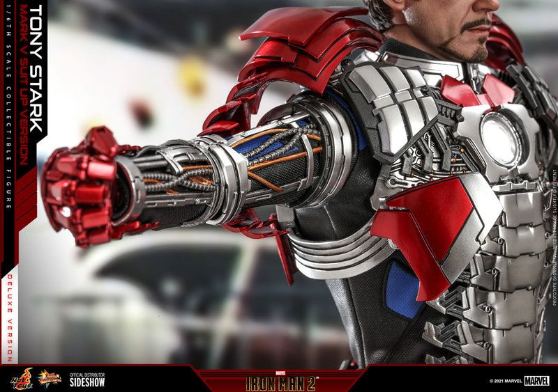 Load image into Gallery viewer, Hot Toys - Iron Man 2: Tony Stark (Mark V Suit Up Version) (Deluxe)

