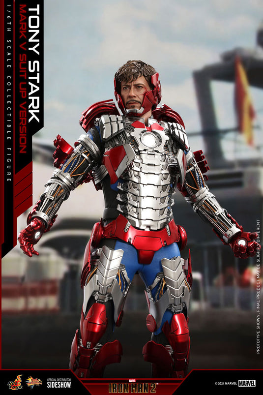 Hot Toys - Iron Man 2: Tony Stark (Mark V Suit Up Version)