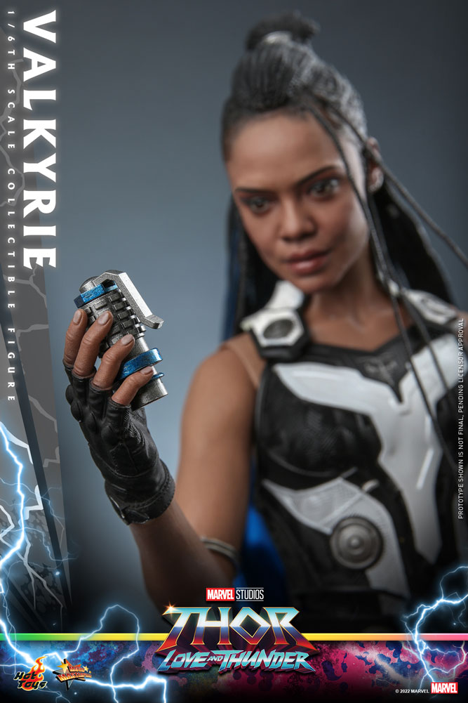 Load image into Gallery viewer, Hot Toys - Thor: Love and Thunder - Valkyrie
