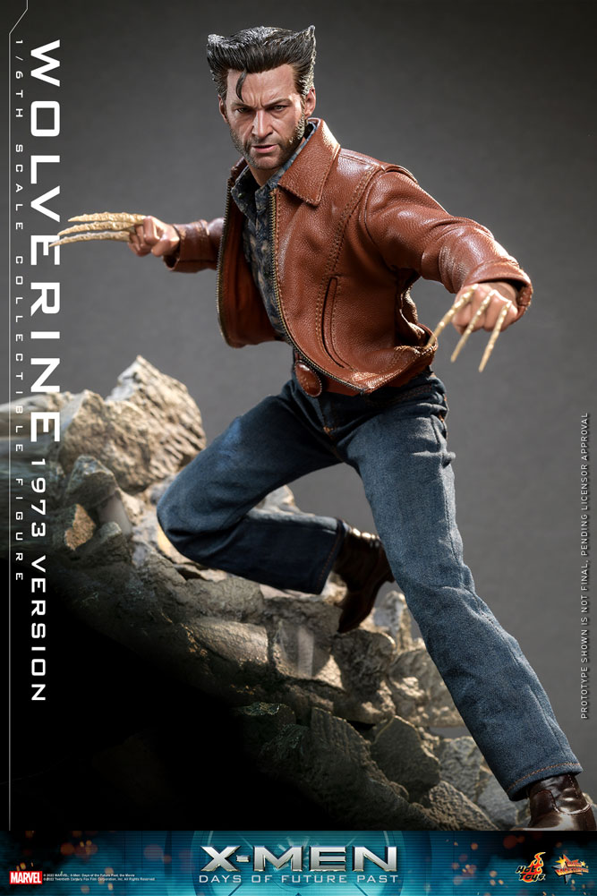 Load image into Gallery viewer, Hot Toys - X-Men Days of Future Past: Wolverine (1973 Version)
