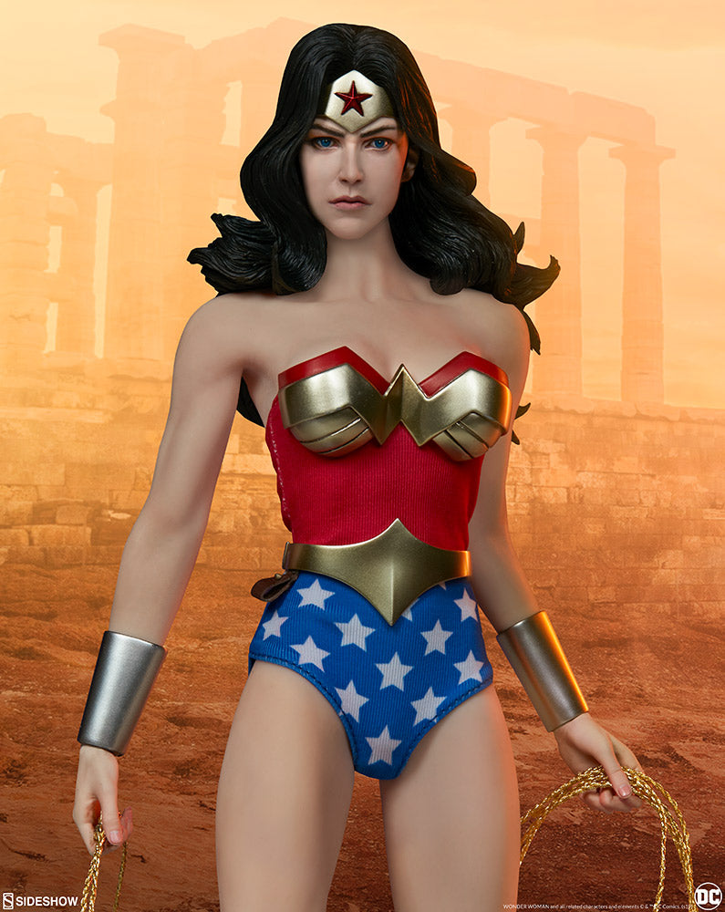 Load image into Gallery viewer, Sideshow - DC Comics: Wonder Woman
