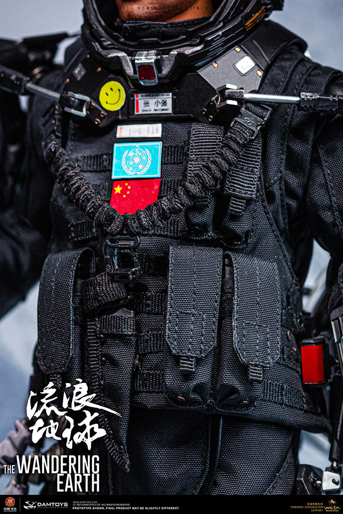 Load image into Gallery viewer, Dam Toys - The Wandering Earth: CN171-11 Rescue Unit Member Zhang Xiaoqiang
