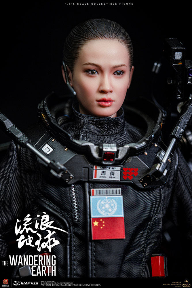 Load image into Gallery viewer, Dam Toys - The Wandering Earth: CN171-11 Rescue Unit Member Zhou Qian
